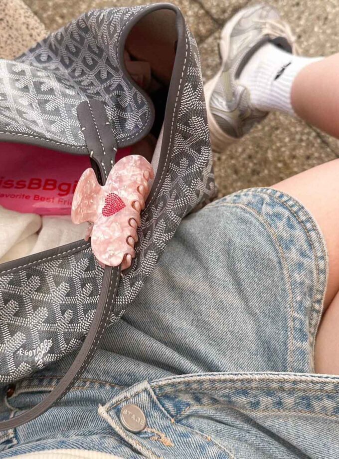 ที่หนีบผม ฝังเพชร 2 ด้าน ลายหินอ่อนสีชมพู